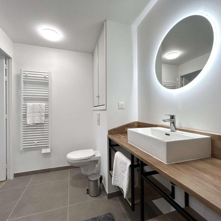 Appartement 3 pièces, 2 chambres, balcon, vue Briançon, WiFi gratuit - FR-1-330C-150 - Apartment - 20