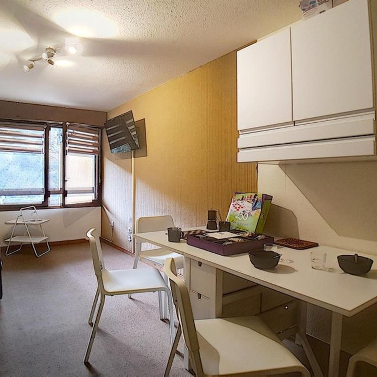Studio cabine classique aux Menuires, proche pistes - FR-1-344-1228 - Monolocale - 4