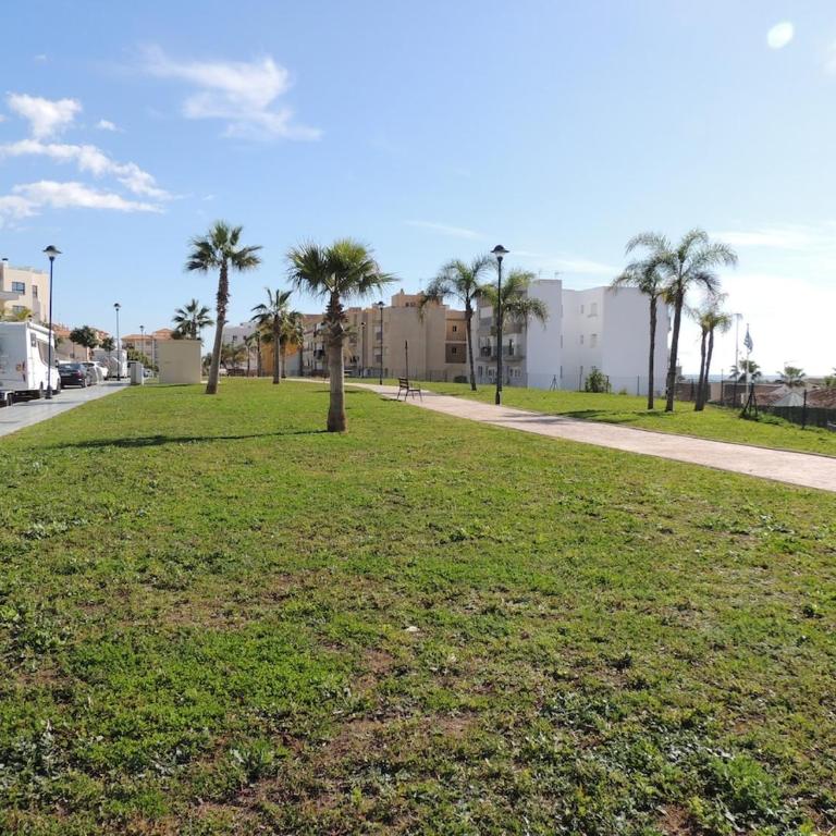 Apartamento confortable - Apartamento de 2 dormitorios con terraza y vistas al mar - 23