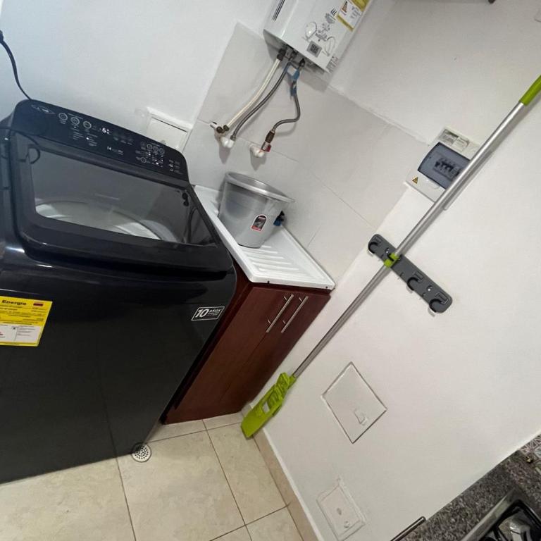 Hermoso Apartamento en zona exclusiva - Three-Bedroom Standard Apartment - 2