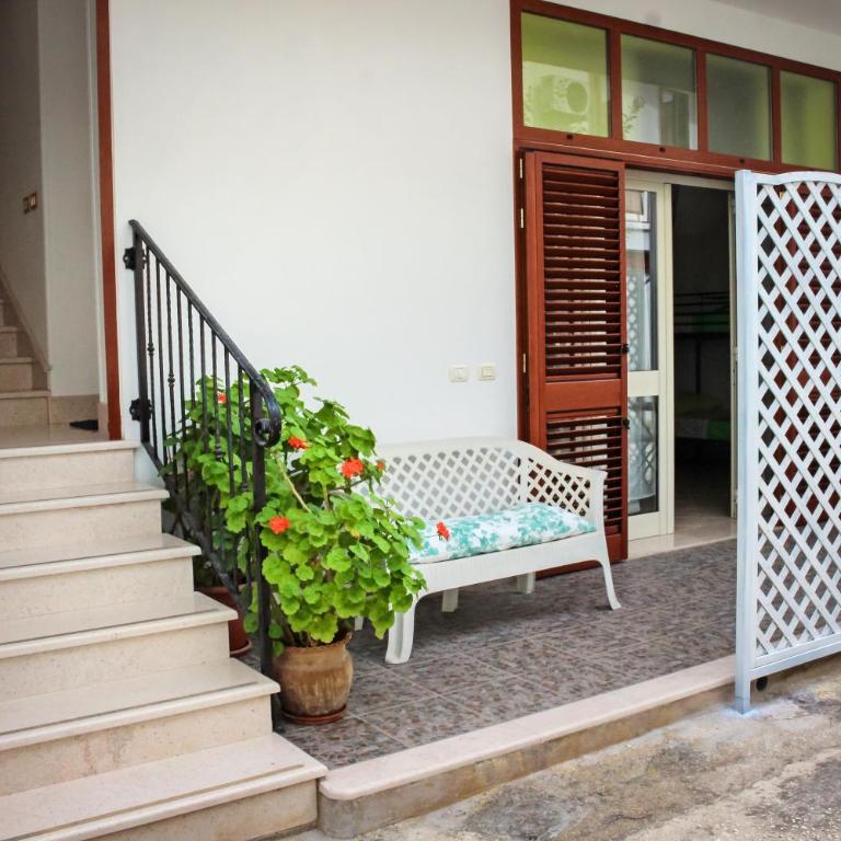 A 20 passi dal mare - Appartamento - Piano Terra - 2