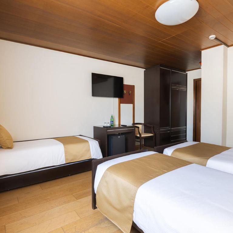 Hotel Mirella - Camera Familiare Superior - 2