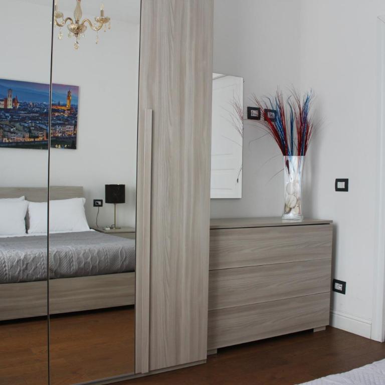 Art Apartment stazione A - Appartamento con 2 Camere da Letto - 19