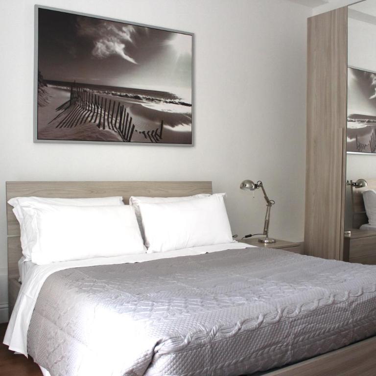 Art Apartment Stazione B - Appartamento con 2 Camere da Letto - 28