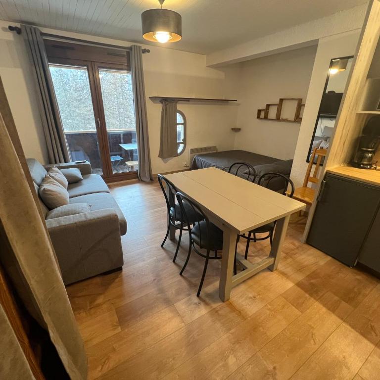 Appartement tout confort centre station 1650 au calme et avec vue - Apartment mit 1 Schlafzimmer - 2