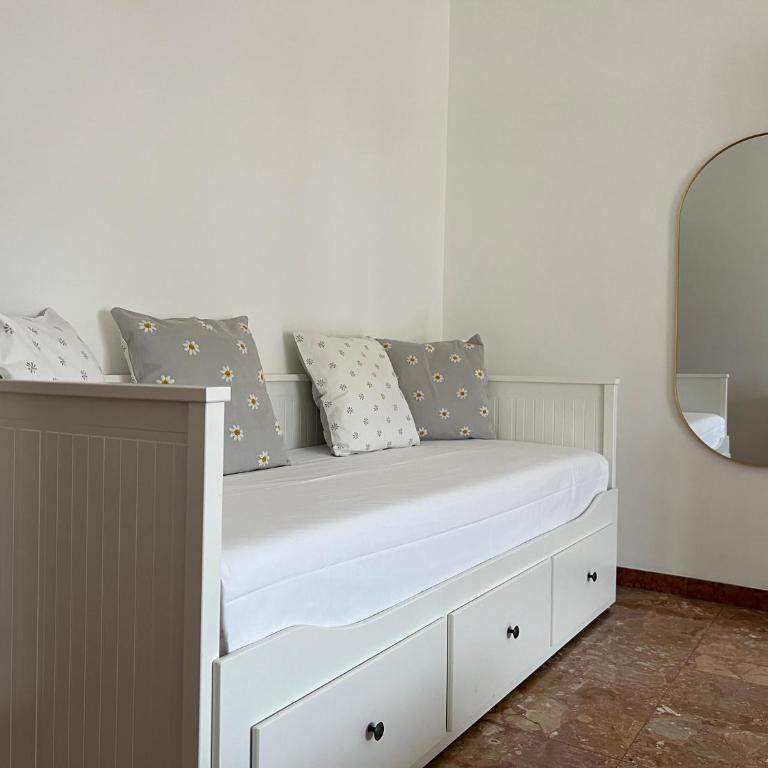 Casa Margherita (Alba) - Appartamento Standard con 2 Camere da Letto - 17