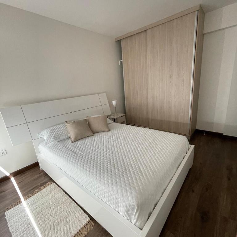 3 dorm Apartament Curupau - Apartamento de 3 dormitorios - 3