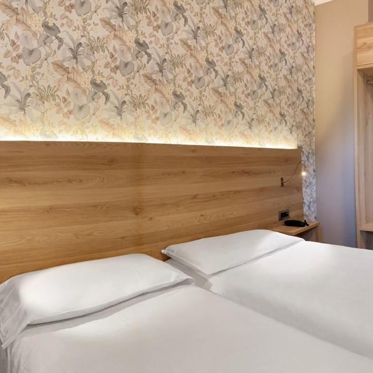Hotel Alessandra - Camera Doppia con Letti Singoli con Balcone - 7
