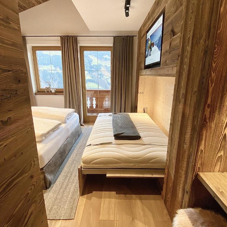 Landhaus Rieder im Zillertal - Three-Bedroom Deluxe Apartment - 13