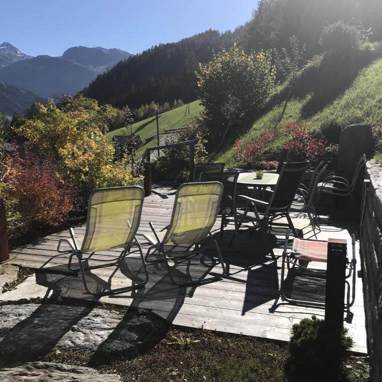 Landhaus Rieder im Zillertal - Two-Bedroom Apartment with Mountain View - 5