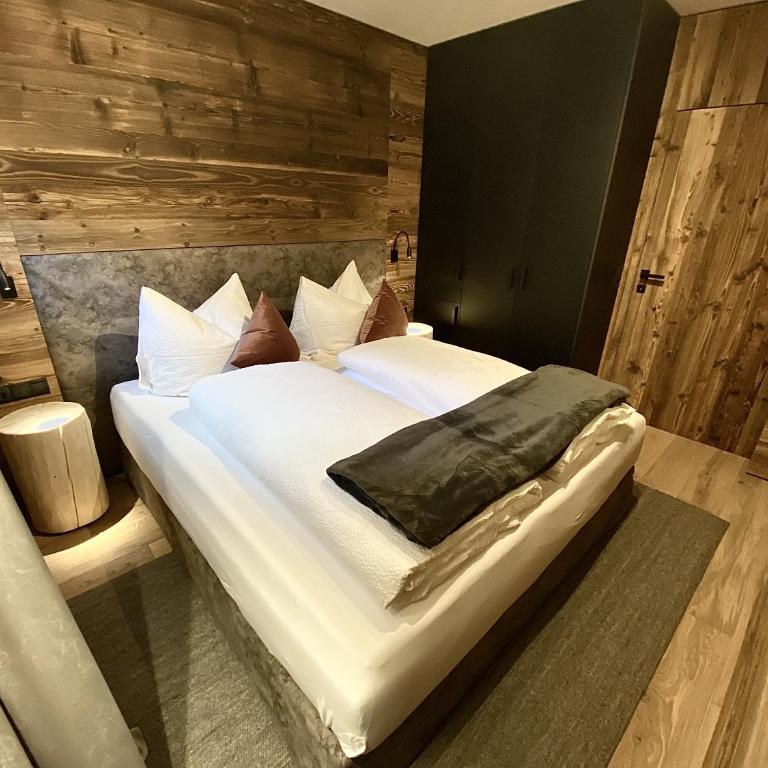 Landhaus Rieder im Zillertal - Three-Bedroom Deluxe Apartment - 17