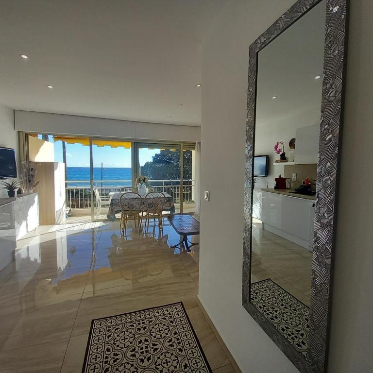 Le Trident B - Studio - Vue sur Mer - 9