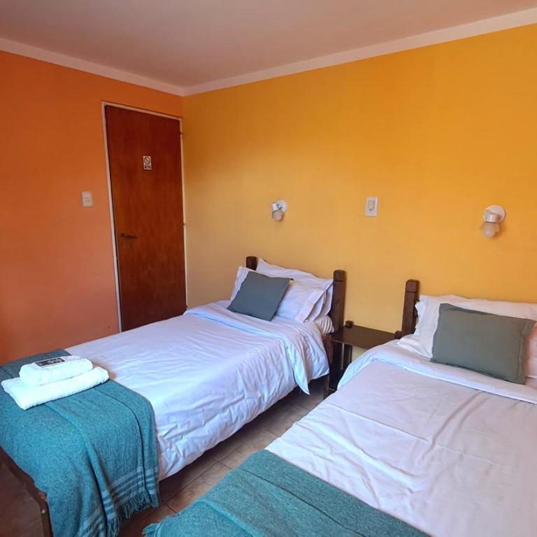 Hosteria LOS ÑIRES - Budget Twin Room - 36