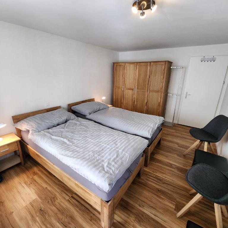 Stilvolles und ruhiges Apartment mit privater 60m2 Sonnenterrasse bei der Parsennbahn - Apartment mit 2 Schlafzimmern und Bergblick - 4