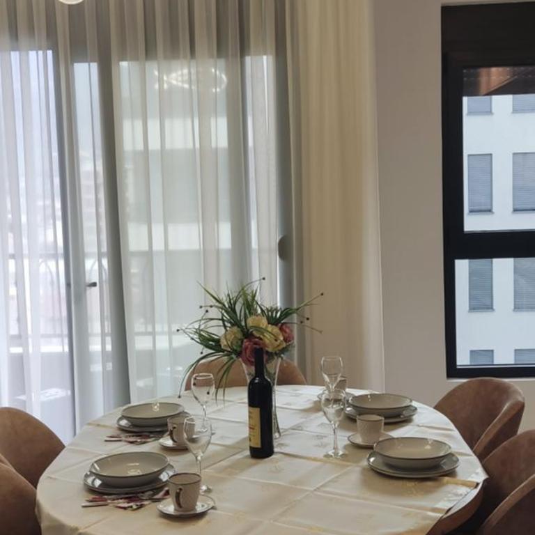 Sweet Escape - One-Bedroom Apartment - 6