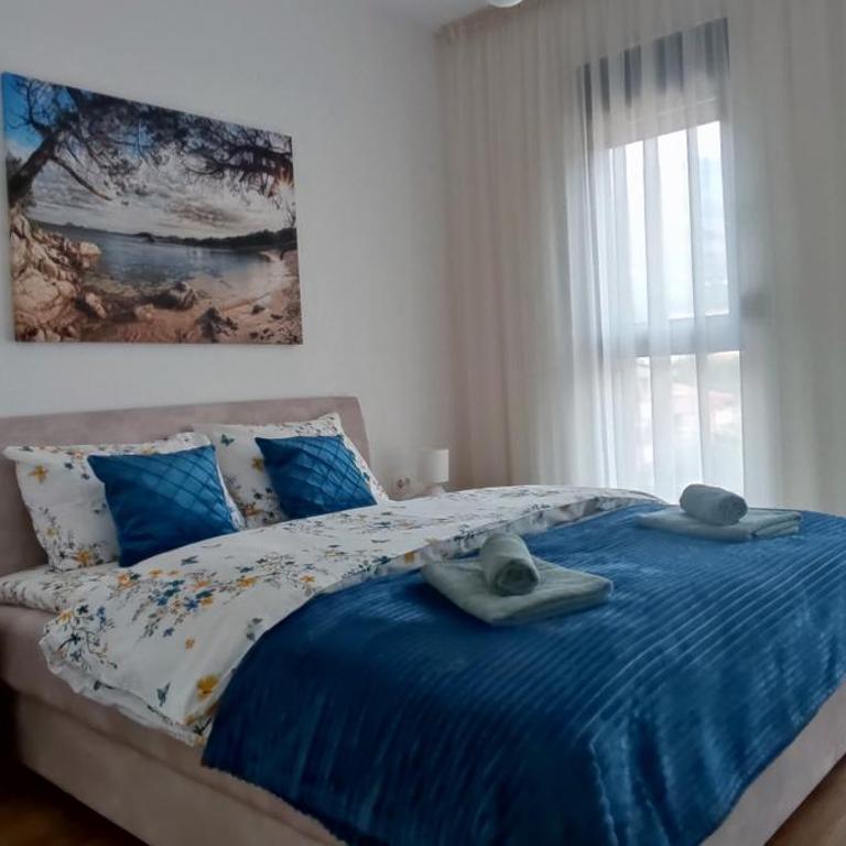 Sweet Escape - One-Bedroom Apartment - 4