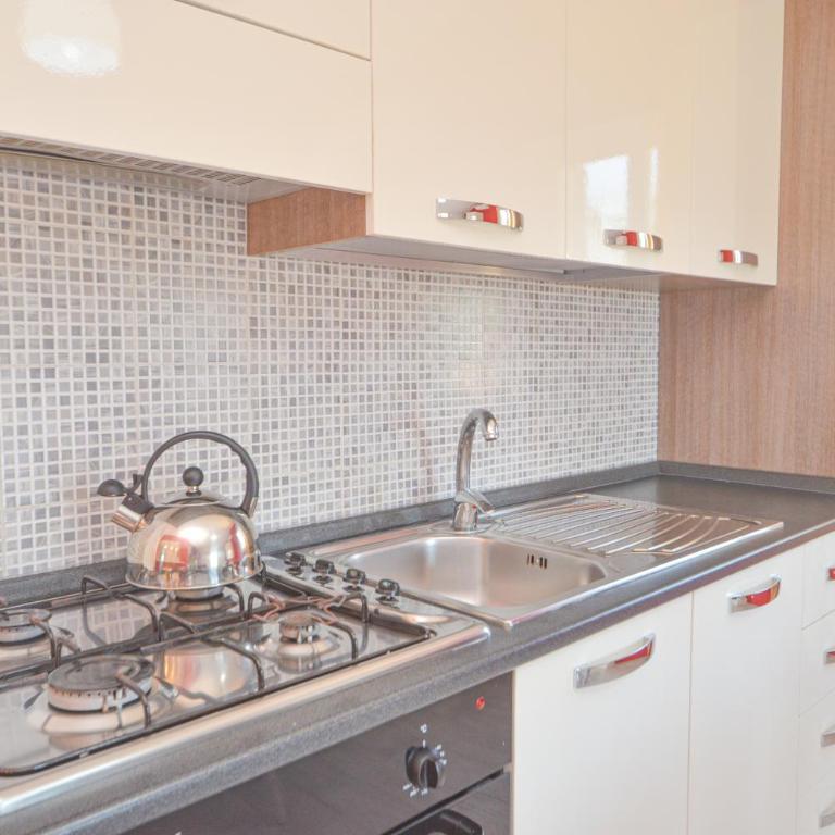 Case Vacanze Mare Nostrum - Villas in front of the Beach with Pool - Appartamento Superior - 17