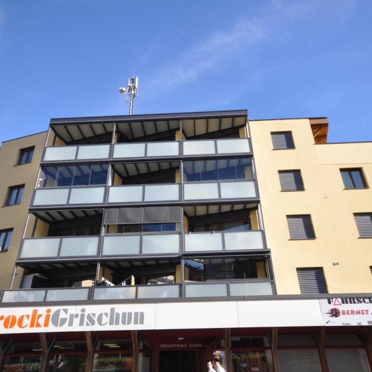 Stilvolles und ruhiges Apartment mit privater 60m2 Sonnenterrasse bei der Parsennbahn - Apartment mit 2 Schlafzimmern und Bergblick - 23