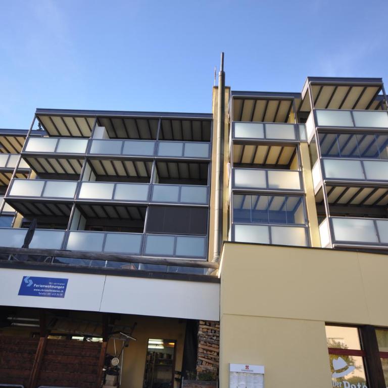 Stilvolles und ruhiges Apartment mit privater 60m2 Sonnenterrasse bei der Parsennbahn - Apartment mit 2 Schlafzimmern und Bergblick - 24