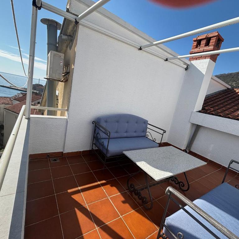 Apartman Horizont - Two-Bedroom Apartment with Terrace and Sea View - 21