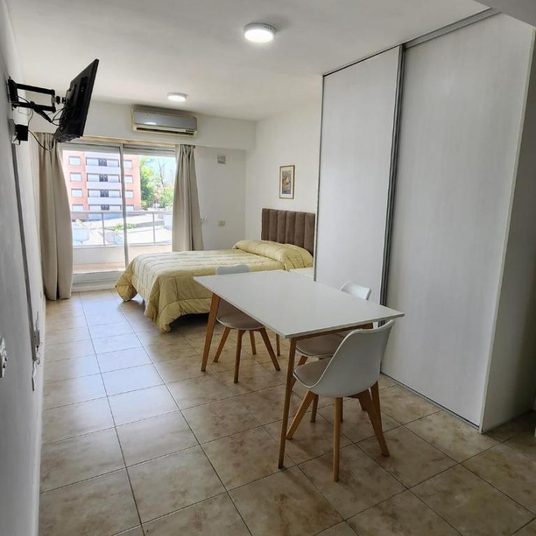 Departamento excelente ubicación a 200 metros de la terminal - Apartamento de 1 dormitorio - 1