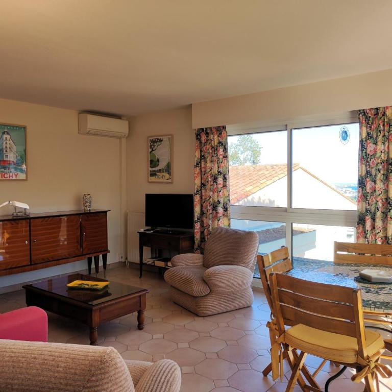 Appartement ORION magnifique vue mer et montagne - Two-Bedroom Apartment - 4