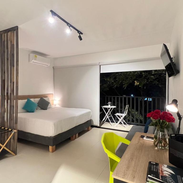 HOTEL 9.5 SAN FERNANDO - Habitación Doble Deluxe con balcón - 2