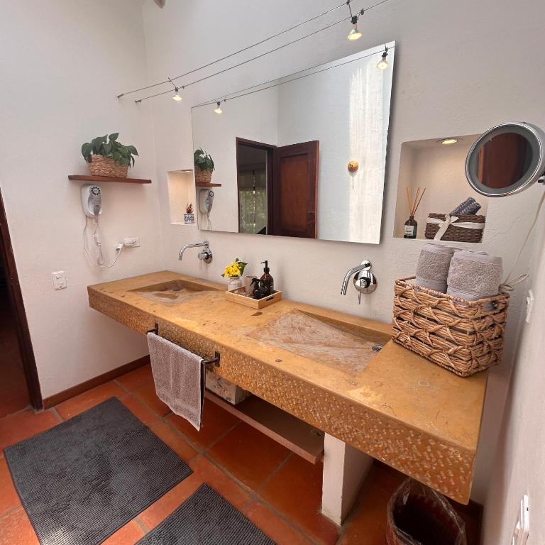 Casas del Viento - Three-Bedroom House - 35