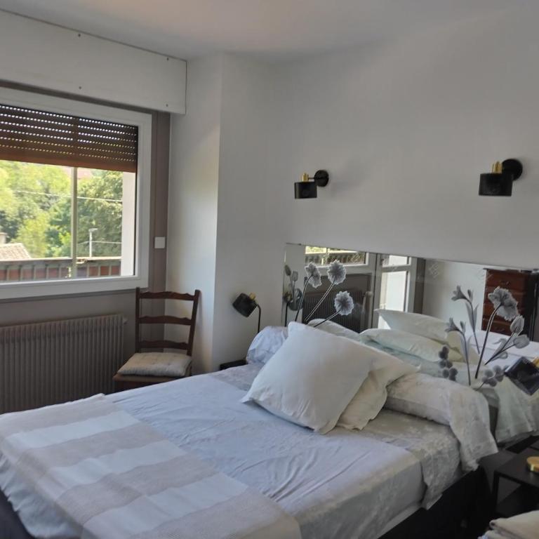 Les Charmettes - Two-Bedroom Apartment - 9