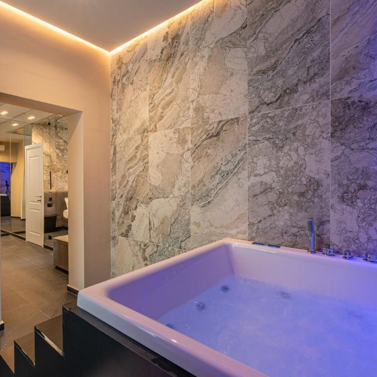 Amari120Suite&Spa - King Room with Spa Bath - 16
