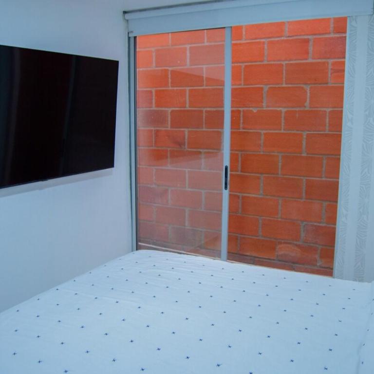 Comodo y moderno apartamento en Medellin - Apartamento de 2 dormitorios - 8
