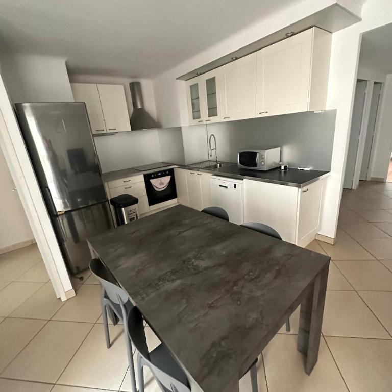 Juan les pins near beach - Appartement 2 Chambres avec Balcon - 1