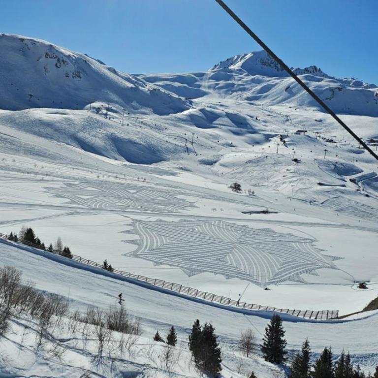 Plein Sud, skis aux pieds, linge & ménage inclus---South-facing, SKI-IN-OUT, all included---Arc 2000, Le Varet - Appartement 1 Chambre avec Balcon et Vue sur les Montagnes - 18
