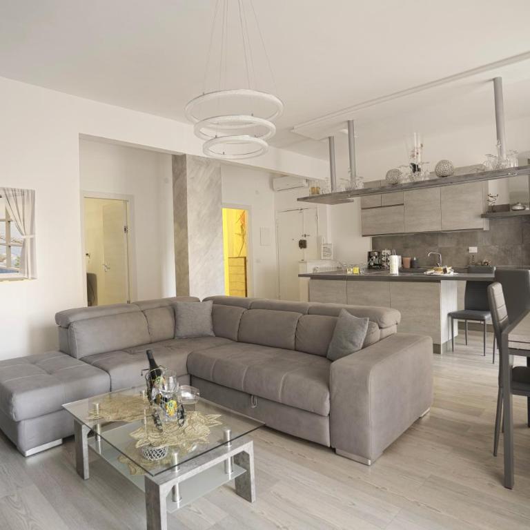 Casa Delle Cinque Terre housereby - Three-Bedroom Apartment - 1