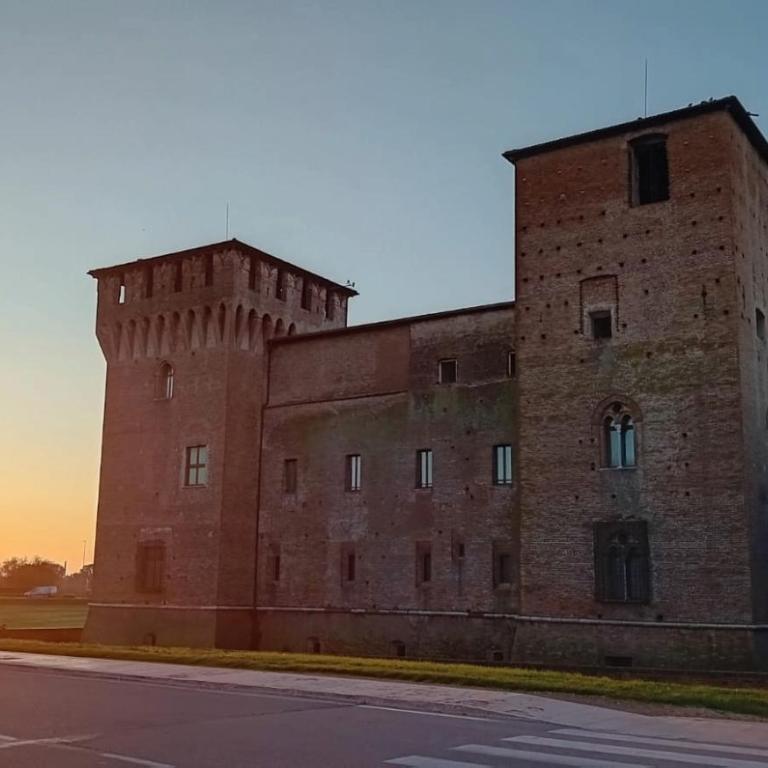 Vista Castello - Appartamento con 2 Camere da Letto - 1