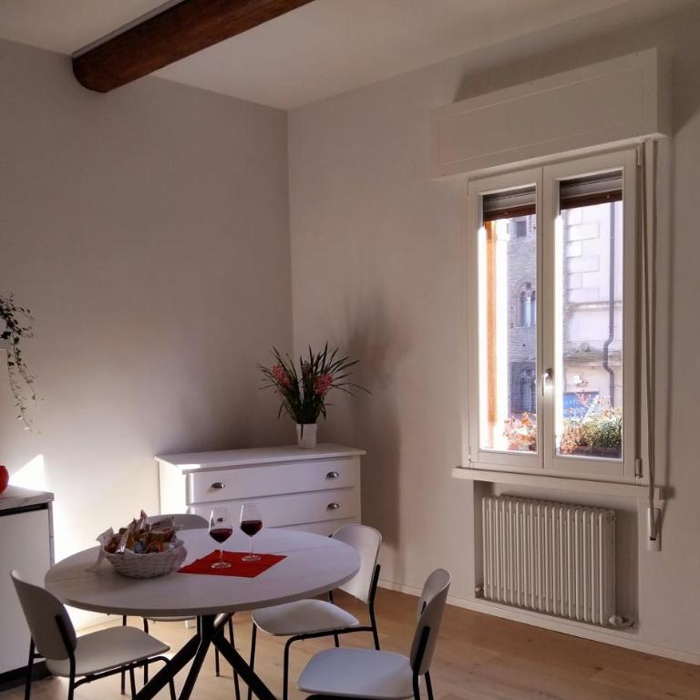 Vista Castello - Appartamento con 2 Camere da Letto - 14