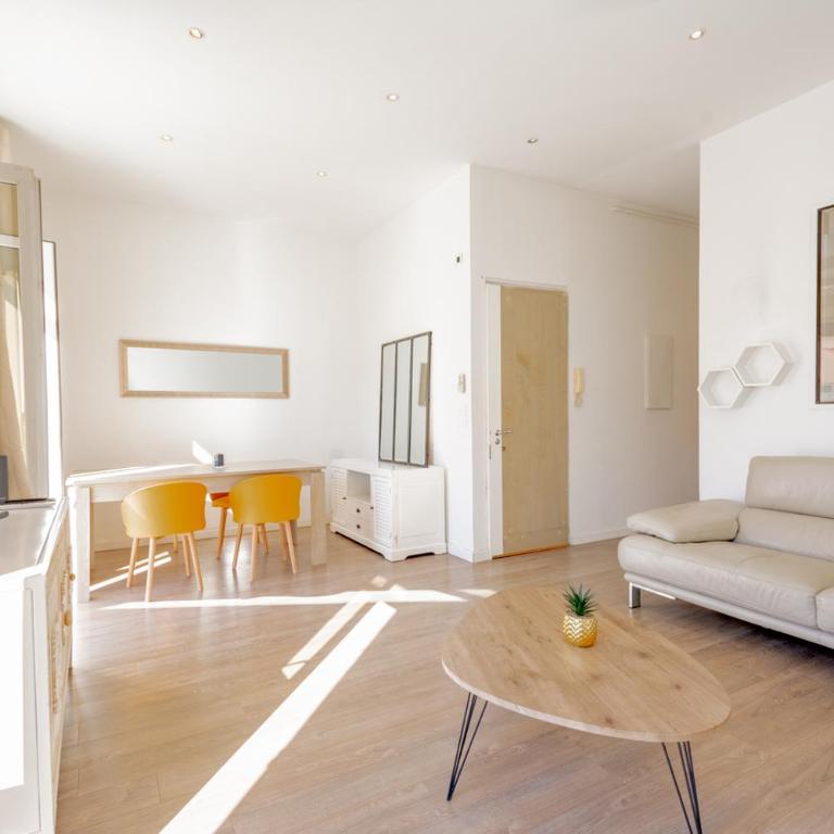 Bel appartement avec balcon centre ville - Apartment mit 1 Schlafzimmer - 5