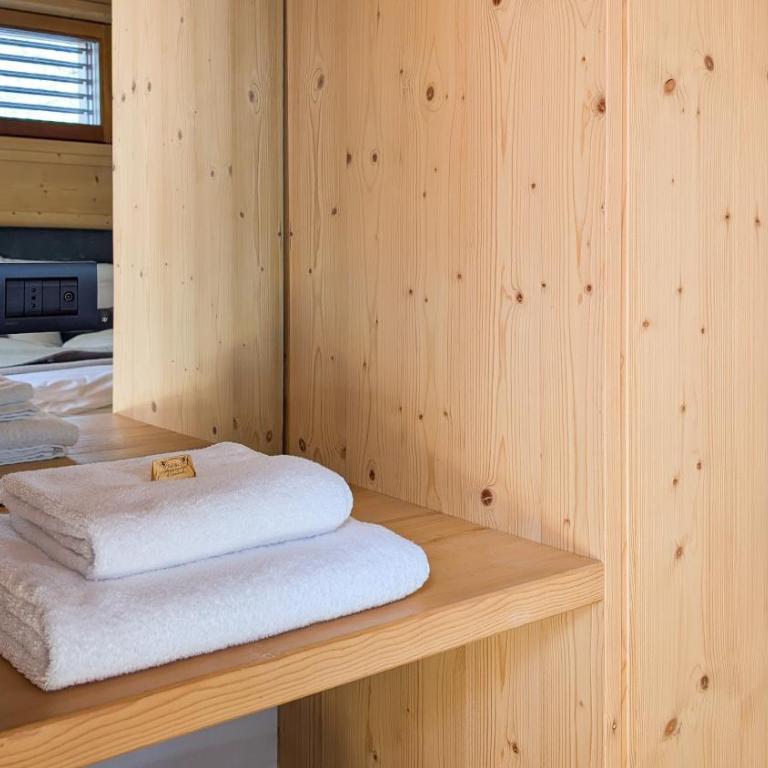 Nix & Nivis Chalet - Appartamento Deluxe con 2 Camere da Letto e Vista Giardino - 18