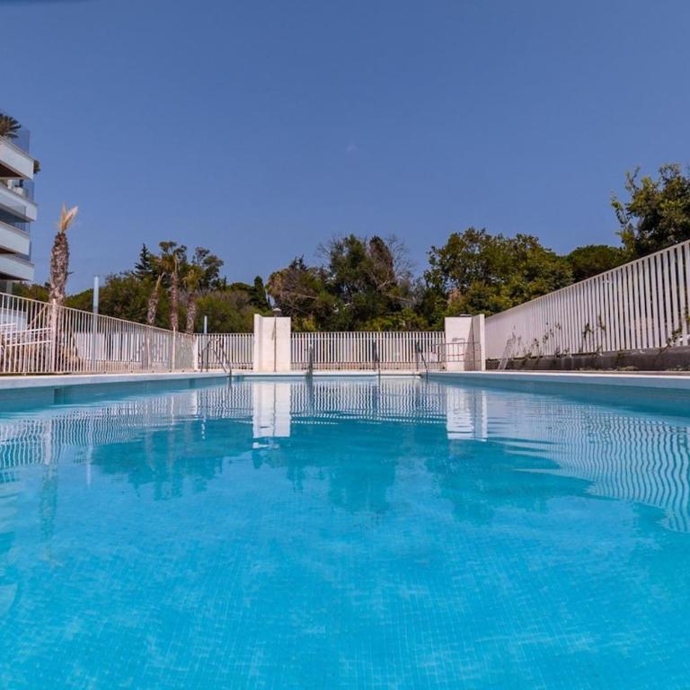 BellaMar Luxury Apartment in Marbella with amenities - Apartamento de 2 dormitorios con balcón - 17