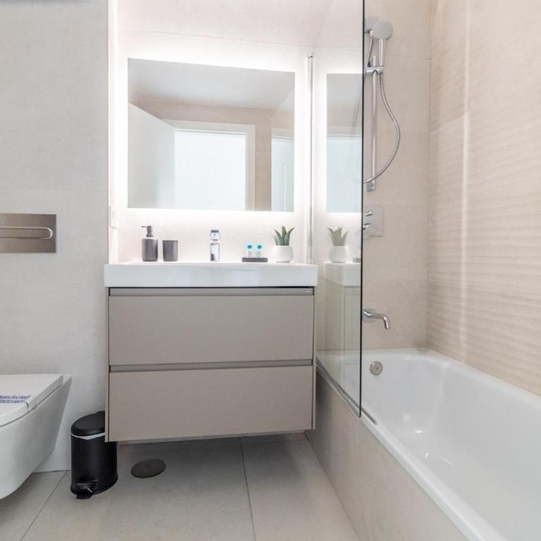 BellaMar Luxury Apartment in Marbella with amenities - Apartamento de 2 dormitorios con balcón - 24