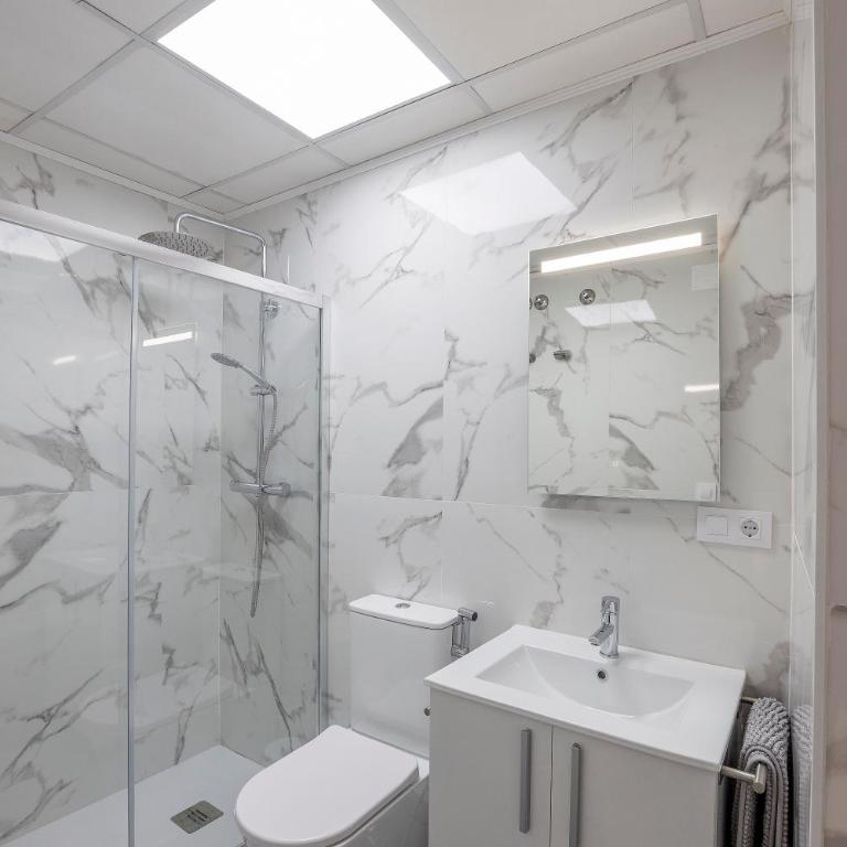 Apartamentos Grupo Torres de Quart - One-Bedroom Apartment - 19