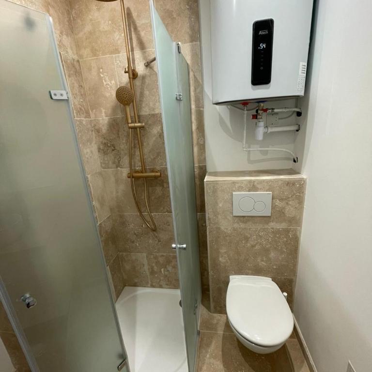 Spacieux studio - Vieil Antibes - Appartement 1 Chambre - 2