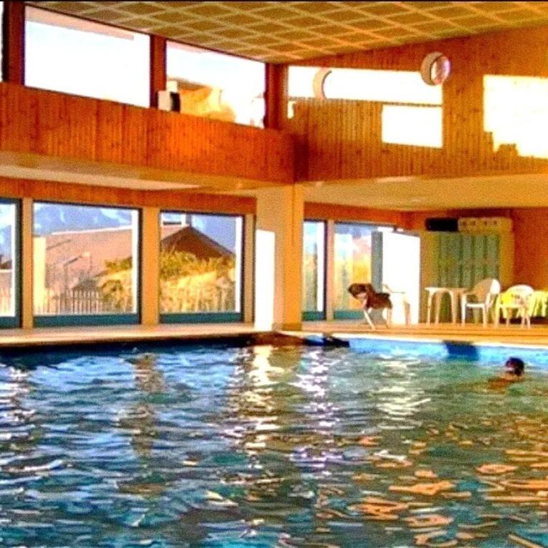 Chalet Alpin, central et parking - One-Bedroom Apartment - 21