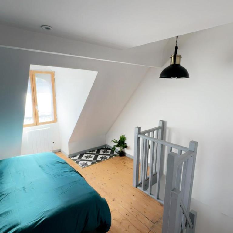 Le Gris métal, T2 duplex centre ville historique - Appartement 1 Chambre - 34