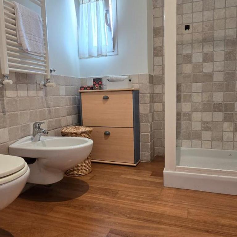 Tra il Borgo Antico e il Mare - Appartamento con 2 Camere da Letto e Vista Mare - 17