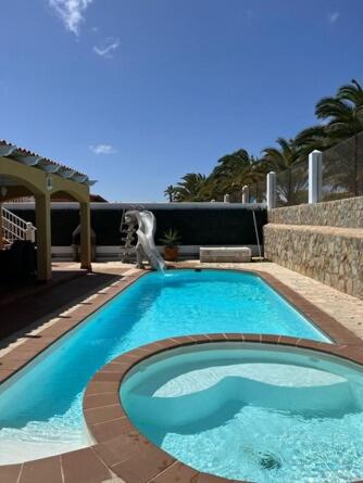Villa Pearetree - Gorgeous 4 bedroom villa with private pool - Villa - 36
