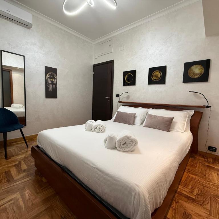 LUXURY AV - Two-Bedroom Apartment - 41