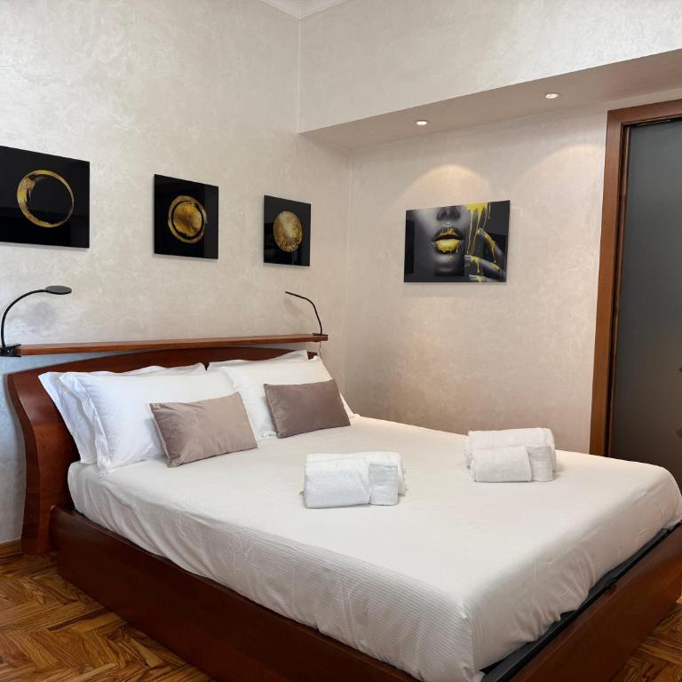 LUXURY AV - Two-Bedroom Apartment - 35