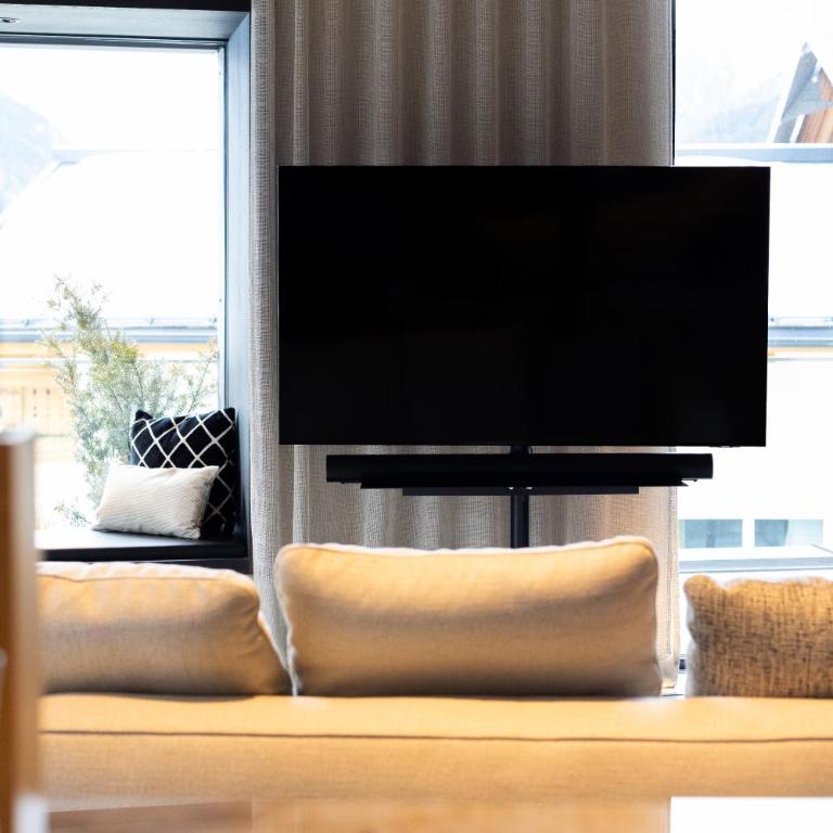 Mountain Chalet Kappl - Luxury - Near Ischgl - Panorama Mountain View - Penthouse & Chalets - Deluxe Suite - 6