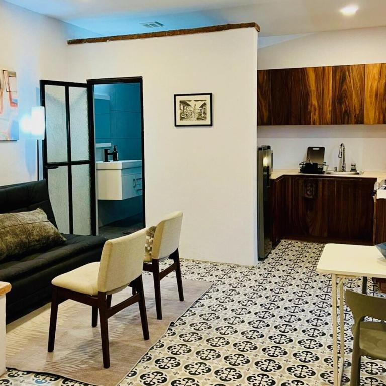 Newly renovated 2 bedroom With Patio Unit B Sleeps 4-6 - Two-Bedroom Apartment - 8